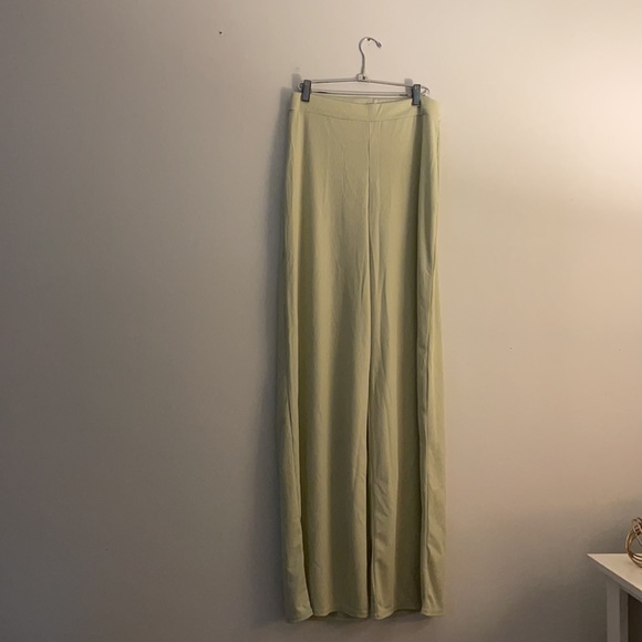 NASTY GAL crop top and wide leg pants set - Picture 4 of 4